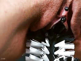 La stellina nera Yara Skye prende lo film porno per adulti sperma disordinato sulle guance del culo