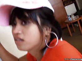 Una video per adulti gratuiti babysitter sexy scopa con il suo capo