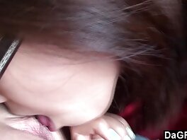 L'insegnante sexy sa cosa sta facendo video amatoriali per adulti